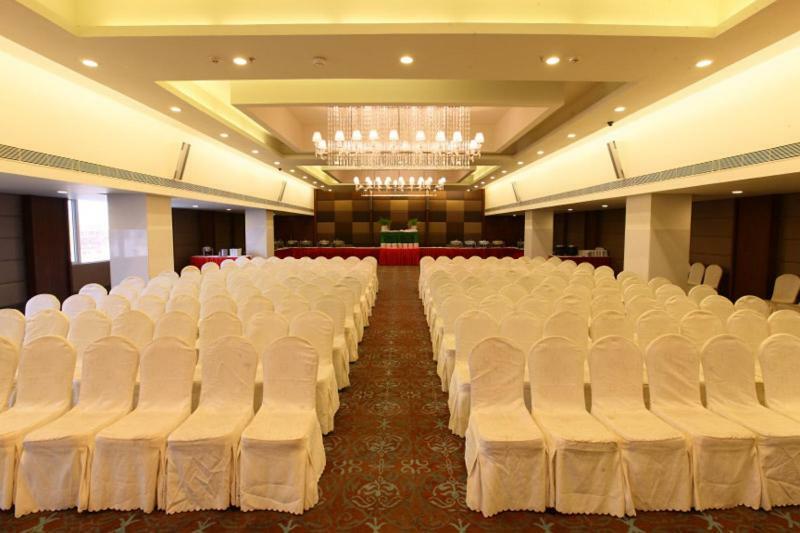 Hotel Manorama Vijayawāda Exterior foto